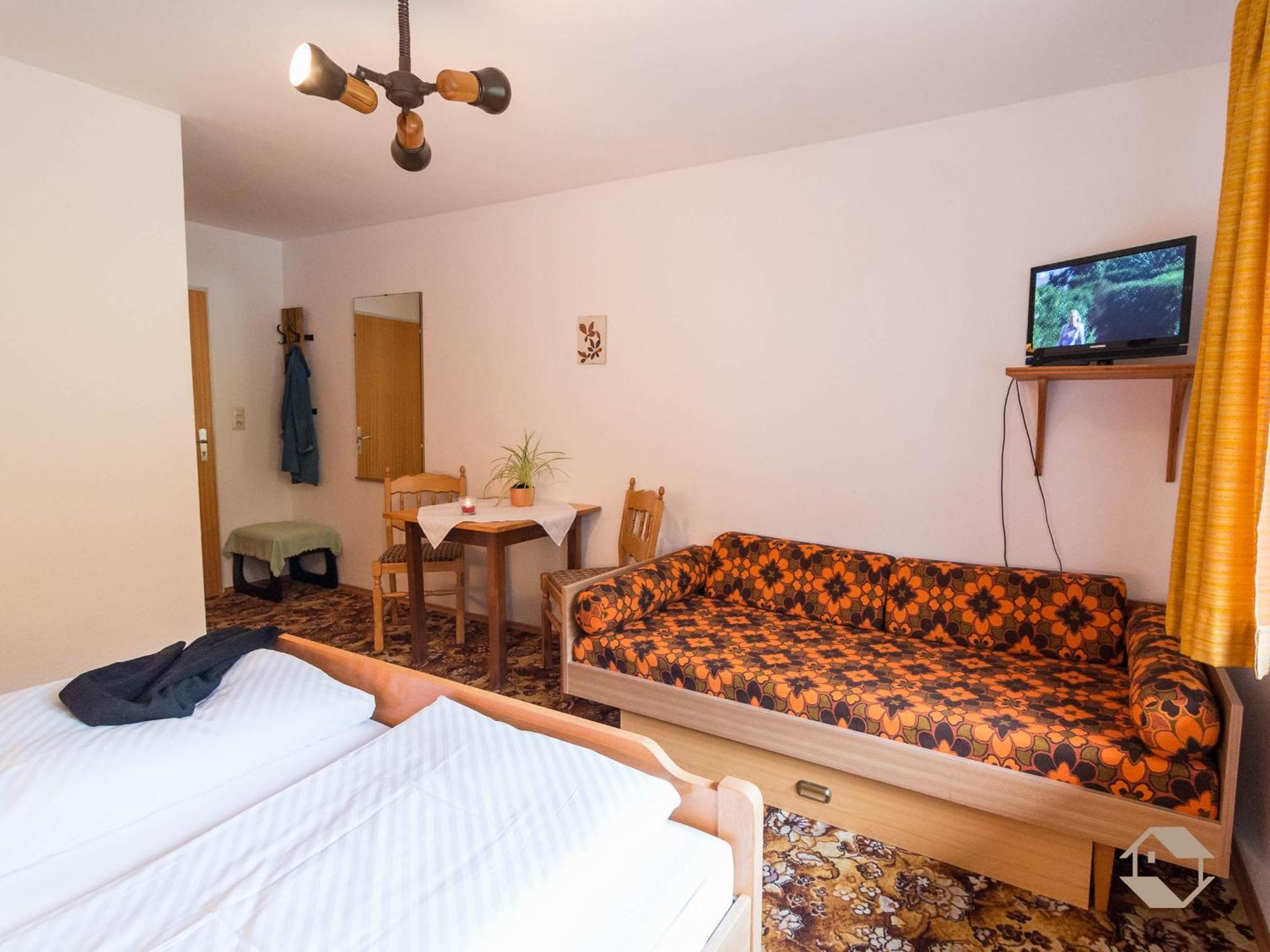 Enri Theater & Pension Bruderhaus Altensteig Room photo